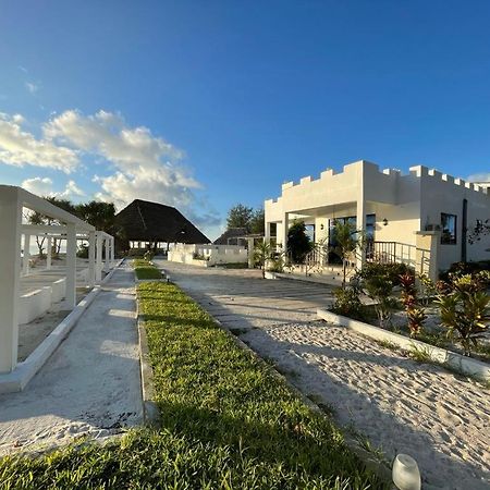Jambo Beach Hotel Paje Extérieur photo