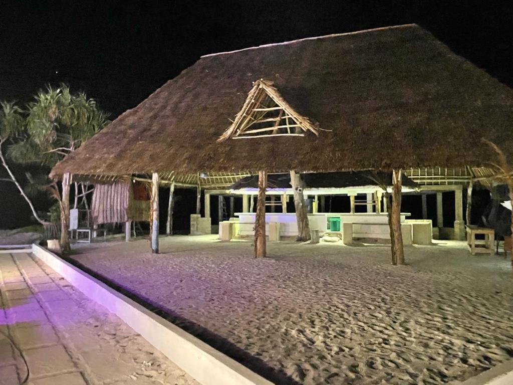 Jambo Beach Hotel Paje Extérieur photo